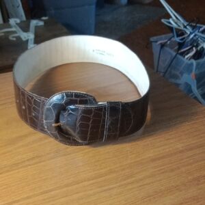 Woman's Brown Leather Belt